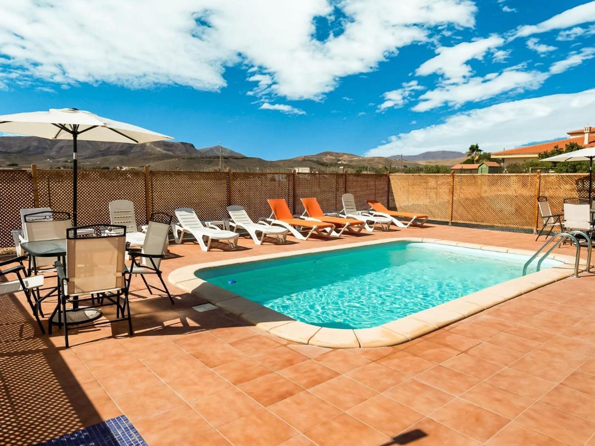 Belvilla By Oyo Chalet En Tuineje Para 6 Personas 객실 사진