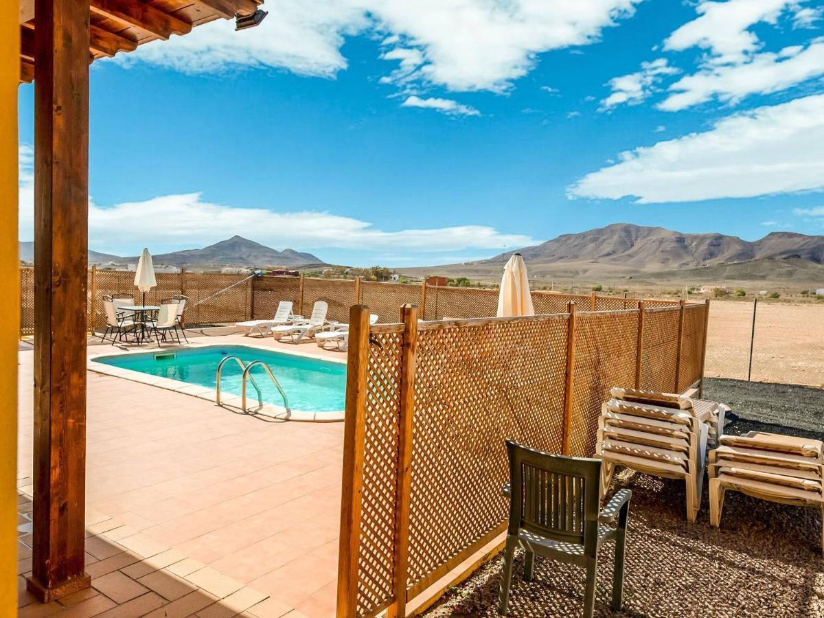 Belvilla By Oyo Chalet En Tuineje Para 6 Personas 객실 사진